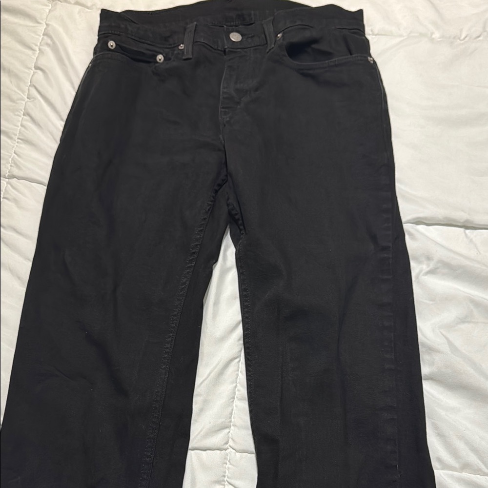 Men's Black Levi’s jeans